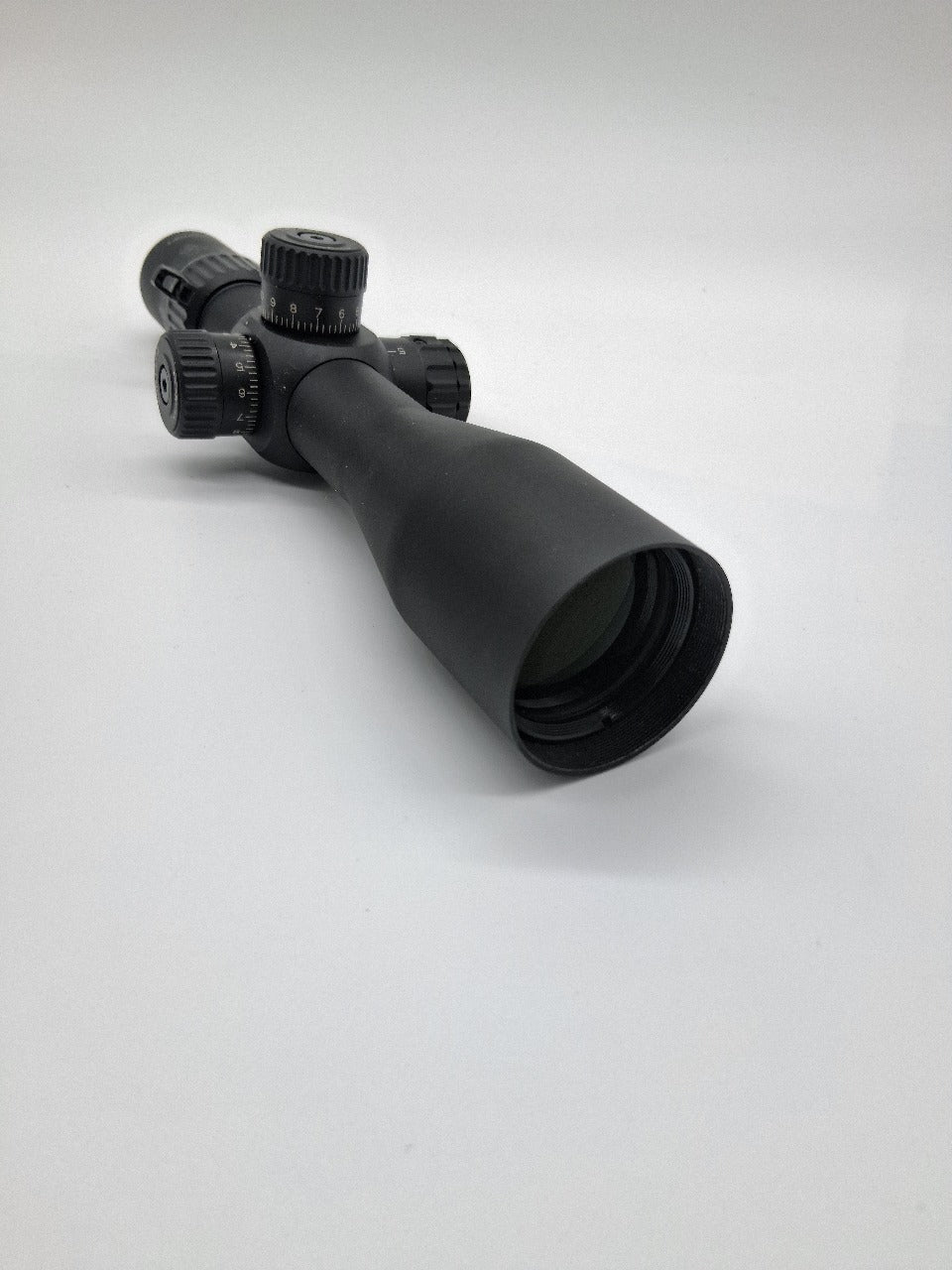 Mira Telescópica Discovery HT 3-12x40 SF FFP