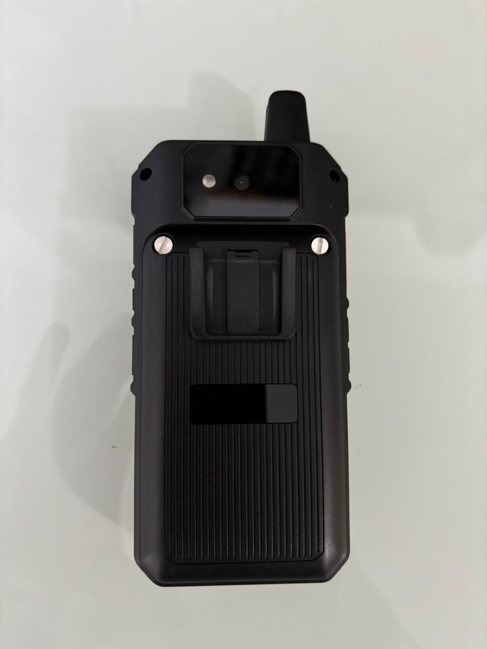Celular Radio IP W8 Anysecu/Zello 4G