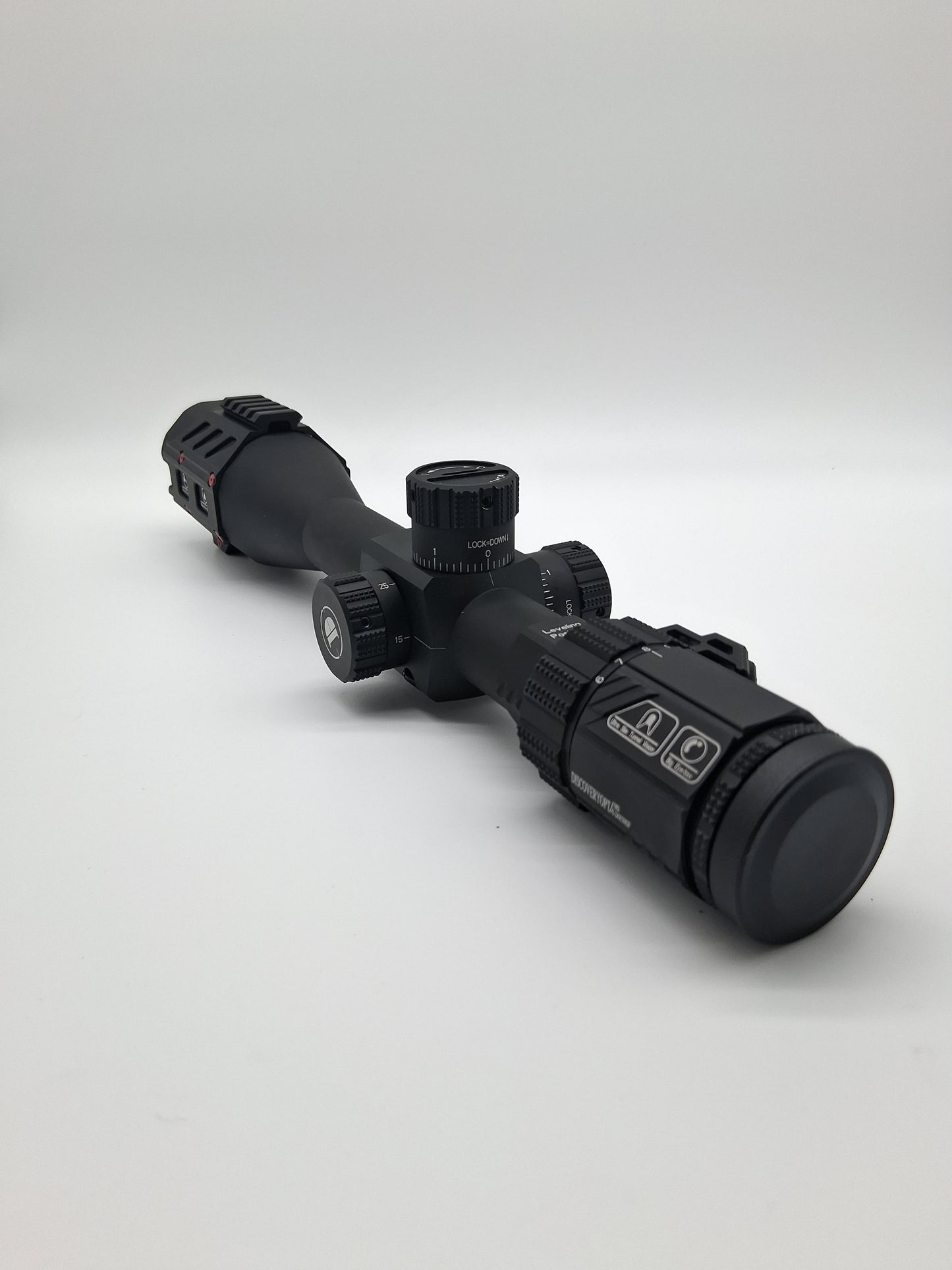 La Mira Telescópica Discovery HS 6-24x50 SF FFP