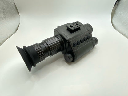 Visión Nocturna Monocular M5