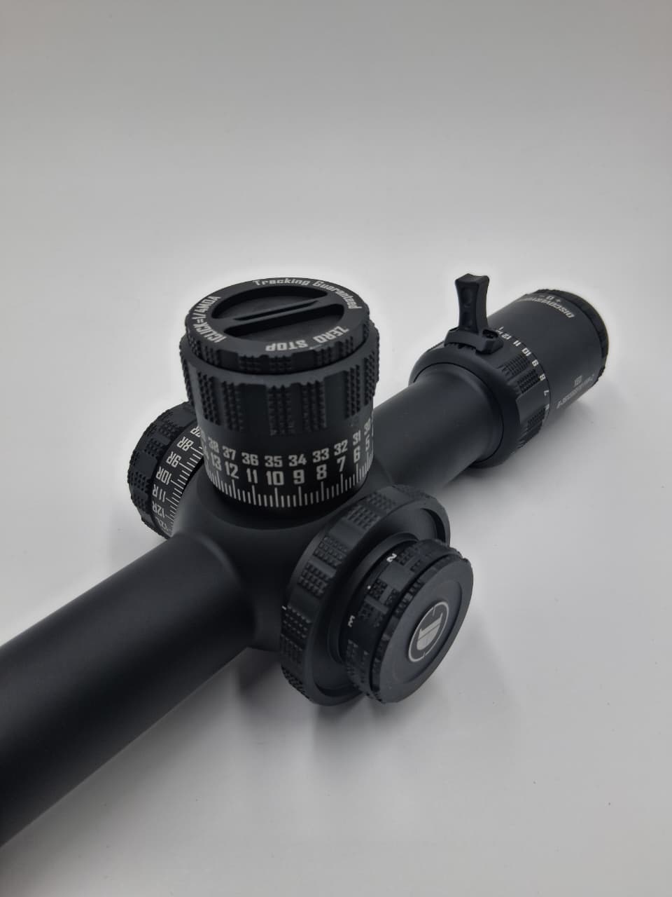 Mira Telescópica Discovery XED 6-36x56 SFIR FFP